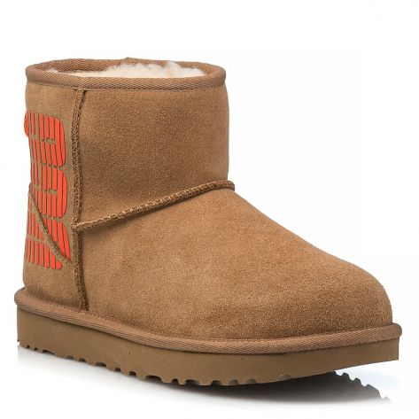 Classic mini ugg rubber logo store